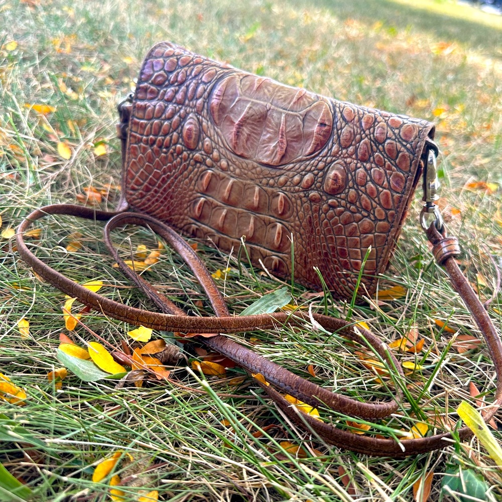 Brahmin Amelia Wallet Clutch Crossbody